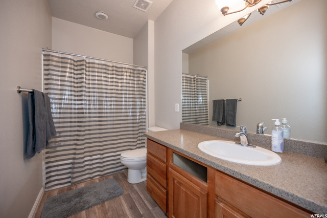 Bathroom #2
