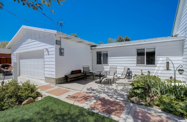 large 2 car garage
