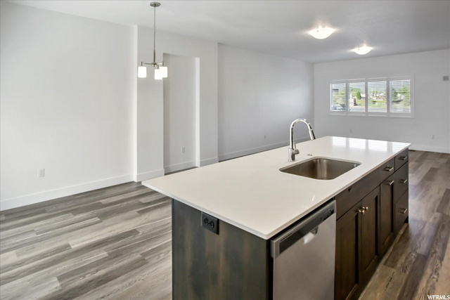 Quartz countertops