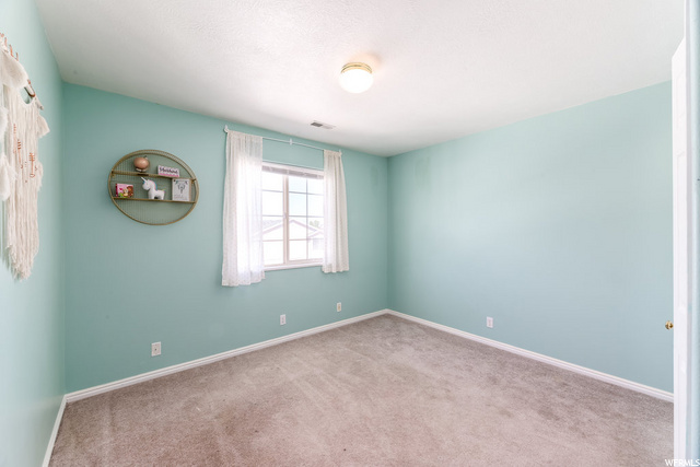 Upstairs Bedroom 2
