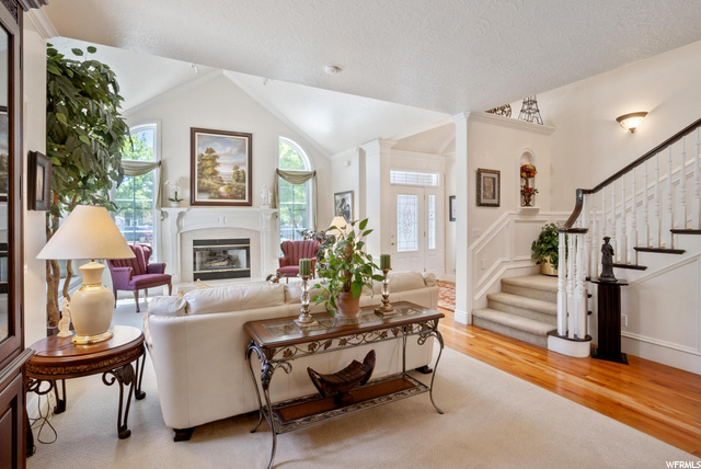 Formal living room 2