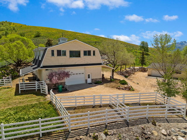 508 N 9000 E, Huntsville, UT 84317 — photo 4