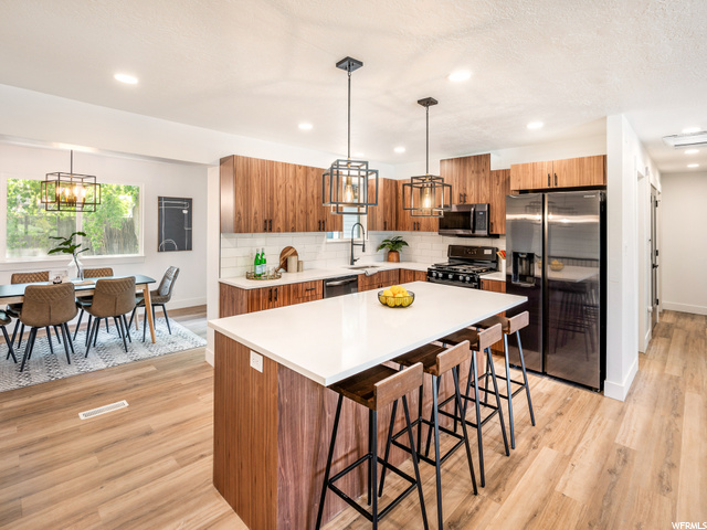 518 E 8575 S, Sandy, UT 84070 — photo 11