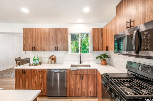 518 E 8575 S, Sandy, UT 84070 — photo 9