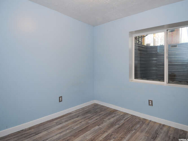basement bedroom
