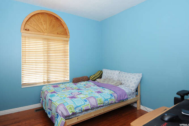 2nd floor breroom 2