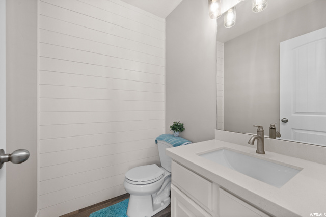 1/2 Bath - Main Floor