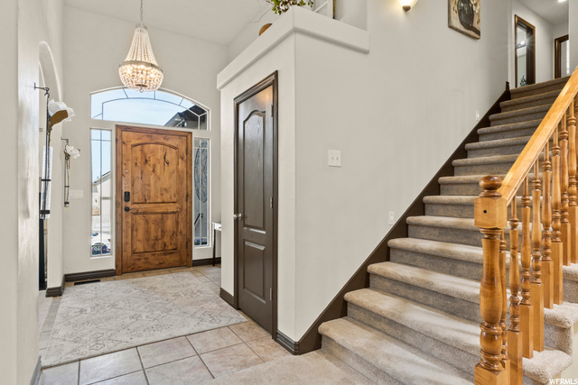 Large Open Entry