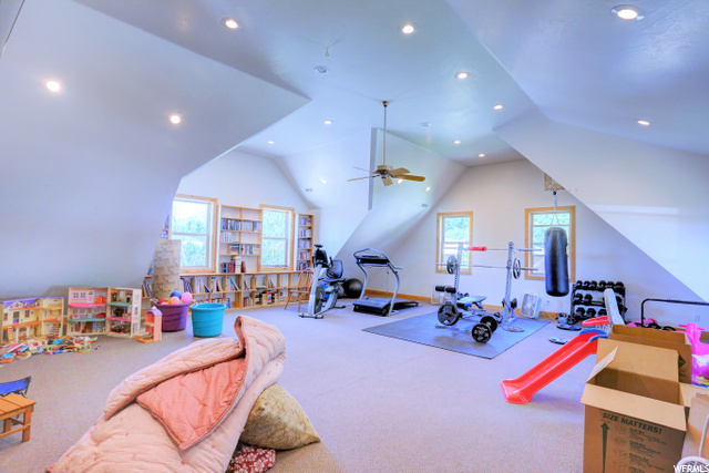 Upstair Bonus Room
