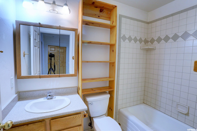 Accessory Apt Bath