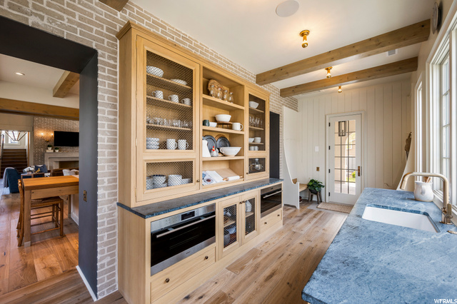 Butler Pantry