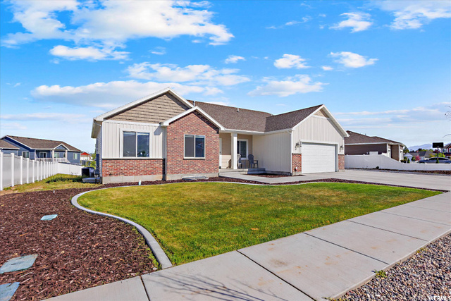536 S 400 E, Hyrum, UT 84319 — photo 2