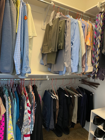 Master Bedroom Walk in Closet