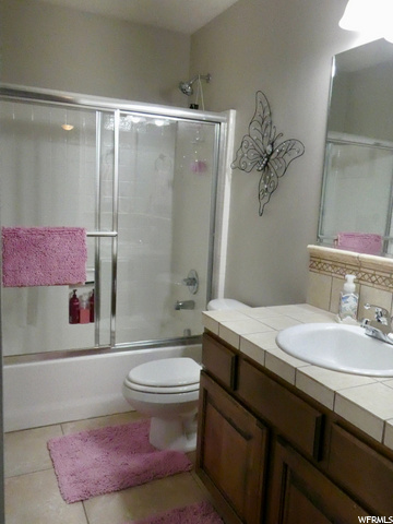 Full Bath Upstairs