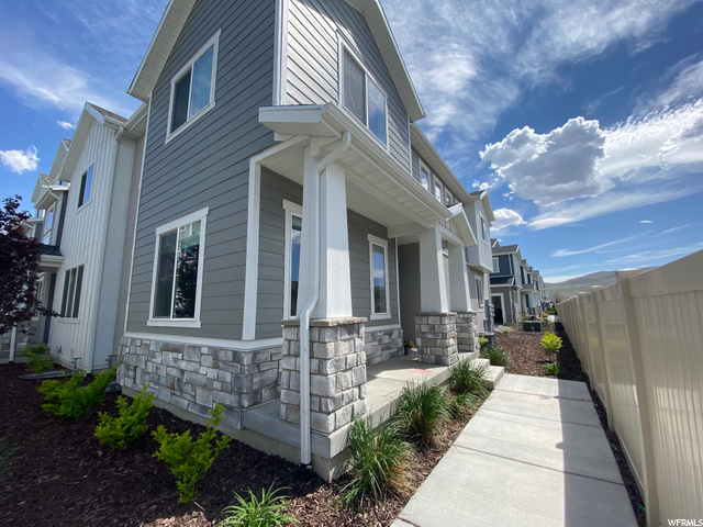 Front Corner View