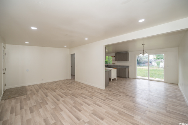 FAMILY ROOM BEFORE STAGING