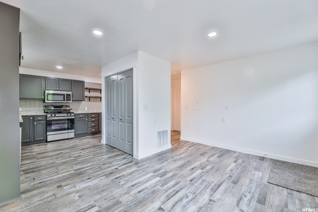 open kitchen dining