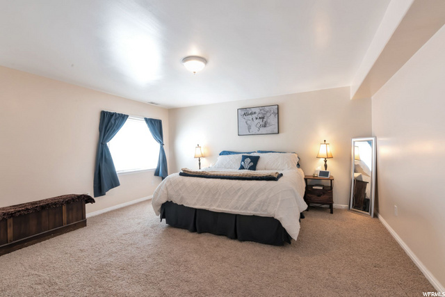 basement bedroom