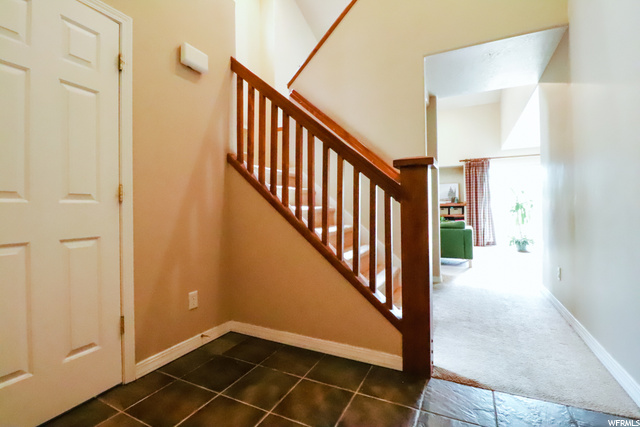 722 E Timbercraft Ln, Midvale, UT 84047 — photo 9