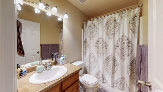 Upstairs bathroom
