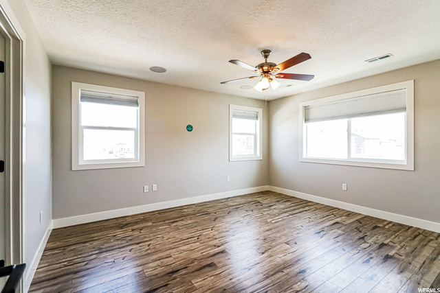 1611 W Parkview Dr, Syracuse, UT 84075 — photo 8