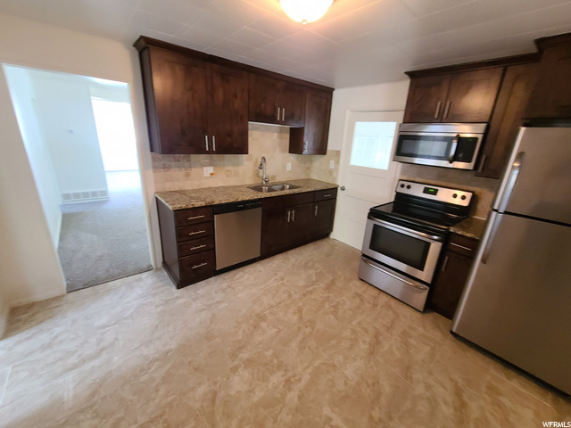 240 N 4th E, Tooele, UT 84074 — photo 3