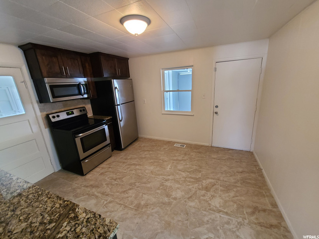 240 N 4th E, Tooele, UT 84074 — photo 6