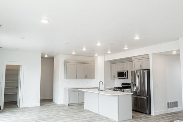 558 S 655 E, Hyrum, UT 84319 — photo 6