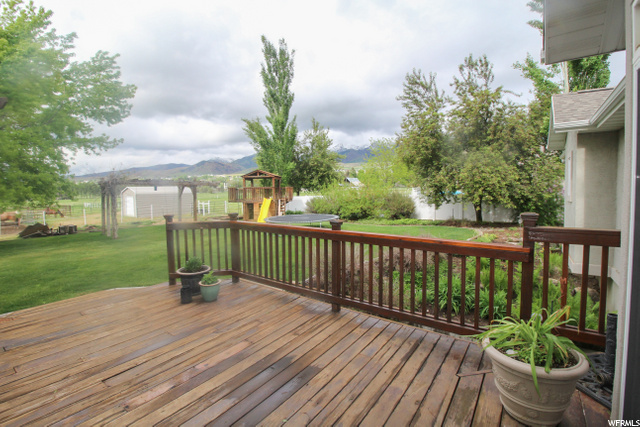 1045 E 2650 N, North Logan, UT 84341 — photo 8