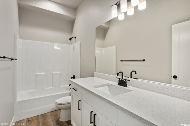 Main Bath