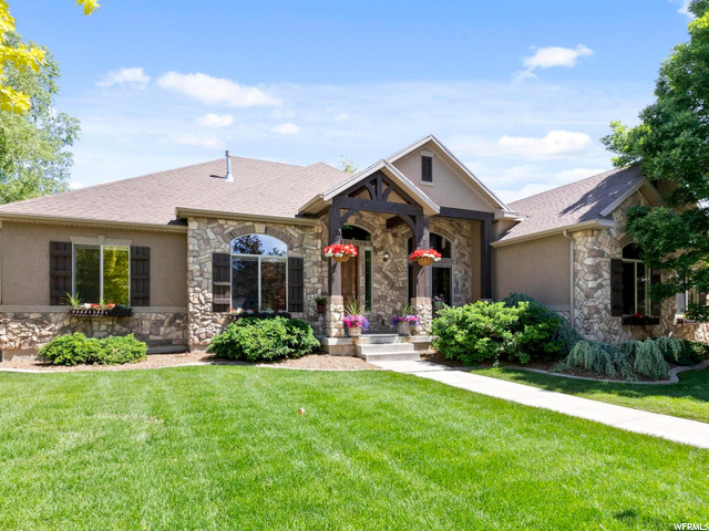 919 Willowmere Dr, Kaysville, UT 84037 — photo 2
