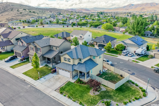 Walking distance to multiple parks