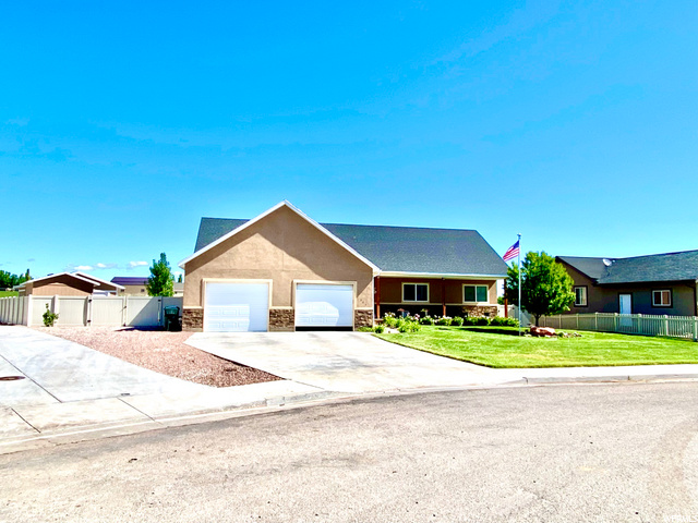 303 E 2900 S, Vernal, UT 84078 — photo 2