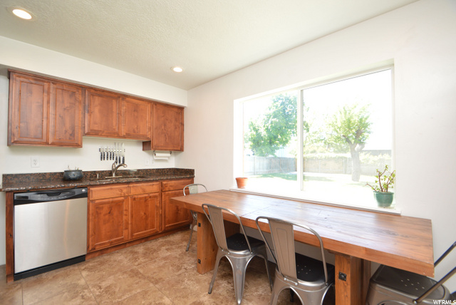 520 E 200 S, Kaysville, UT 84037 — photo 9