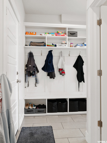 Main Floor Mud room
