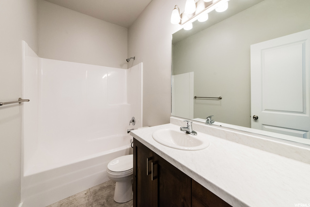 675 E 2050 N, North Logan, UT 84341 — photo 8
