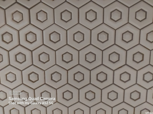 Back splash tile