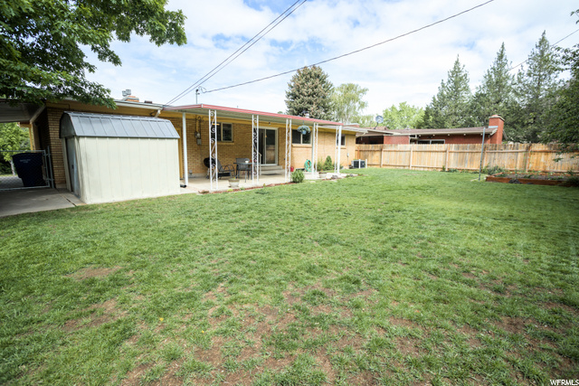 Backyard - Storage Shed /Yard