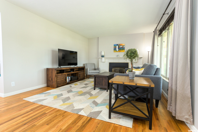 952 Simoron Dr, Ogden, UT 84404 — photo 4