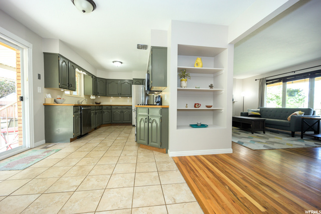 952 Simoron Dr, Ogden, UT 84404 — photo 7