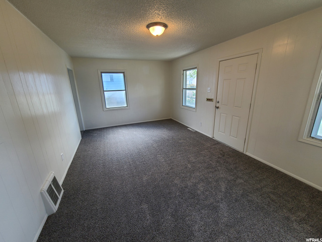 181 E North Lakeview Dr N, Clearfield, UT 84015 — photo 12