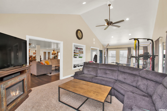 Main Floor Family/Rec Room