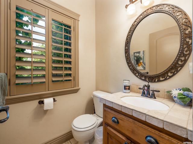 Main Level 1/2 Bath