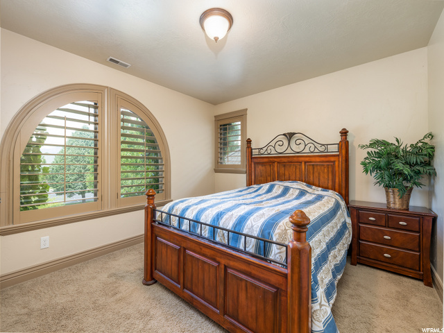 Upstairs Bedroom #2