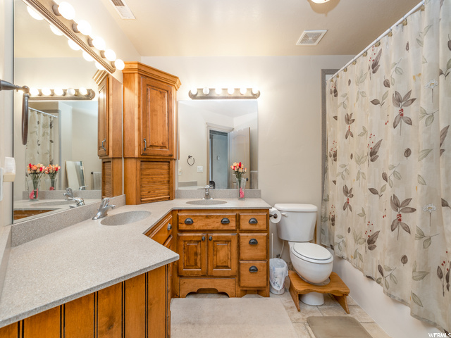 Upstairs Bathroom