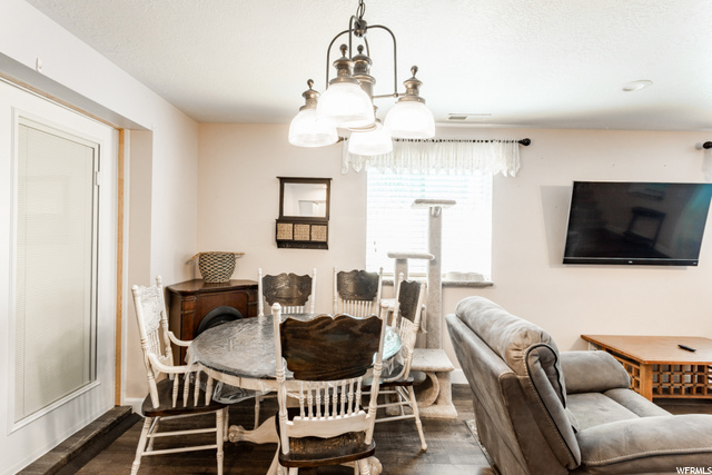 Apartment semi-formal dining area.
