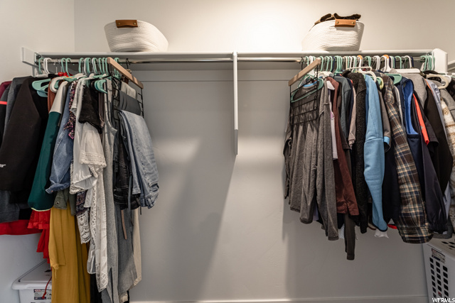 walk in closet