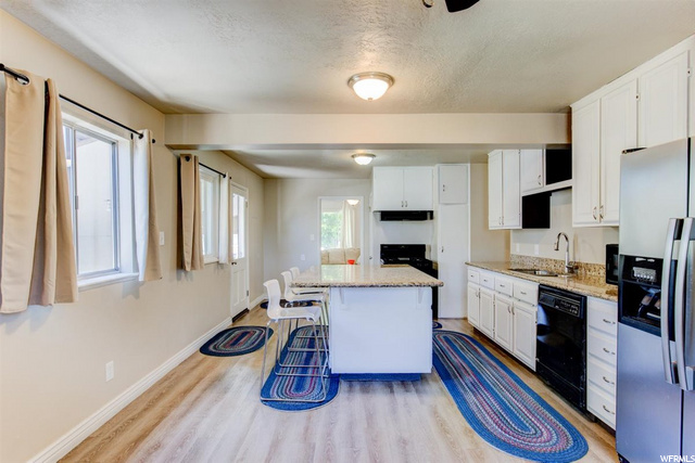 Kitchen main floor