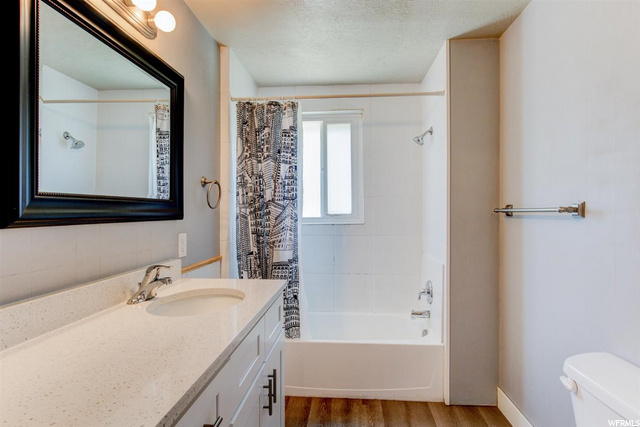 Main full bath