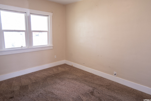 52 W 2000 N, Sunset, UT 84015 — photo 9